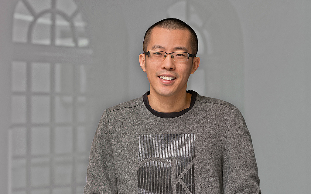 Professor Liuchun Deng, PhD
