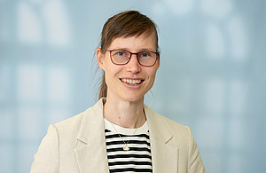 Professorin Dr. Lena Tonzer